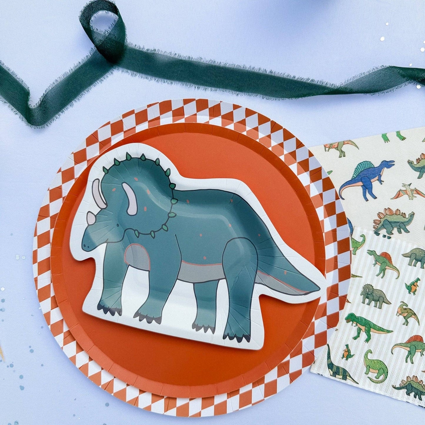 x12 DINOSAUR SHAPED PAPER PLATES - Winterberries