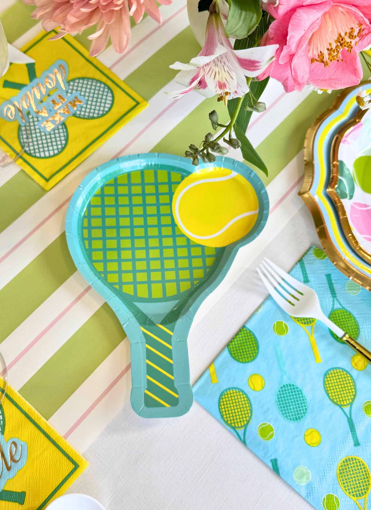 Tennis Racket Appetizer/Dessert Plates/8pk - Winterberries
