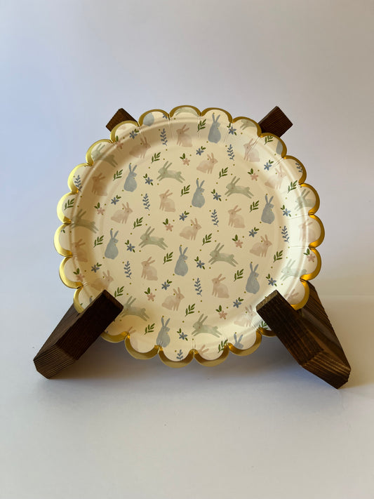 x8 SCALLOPED EASTER BUNNIES SMALL PAPER PLATES - Winterberries