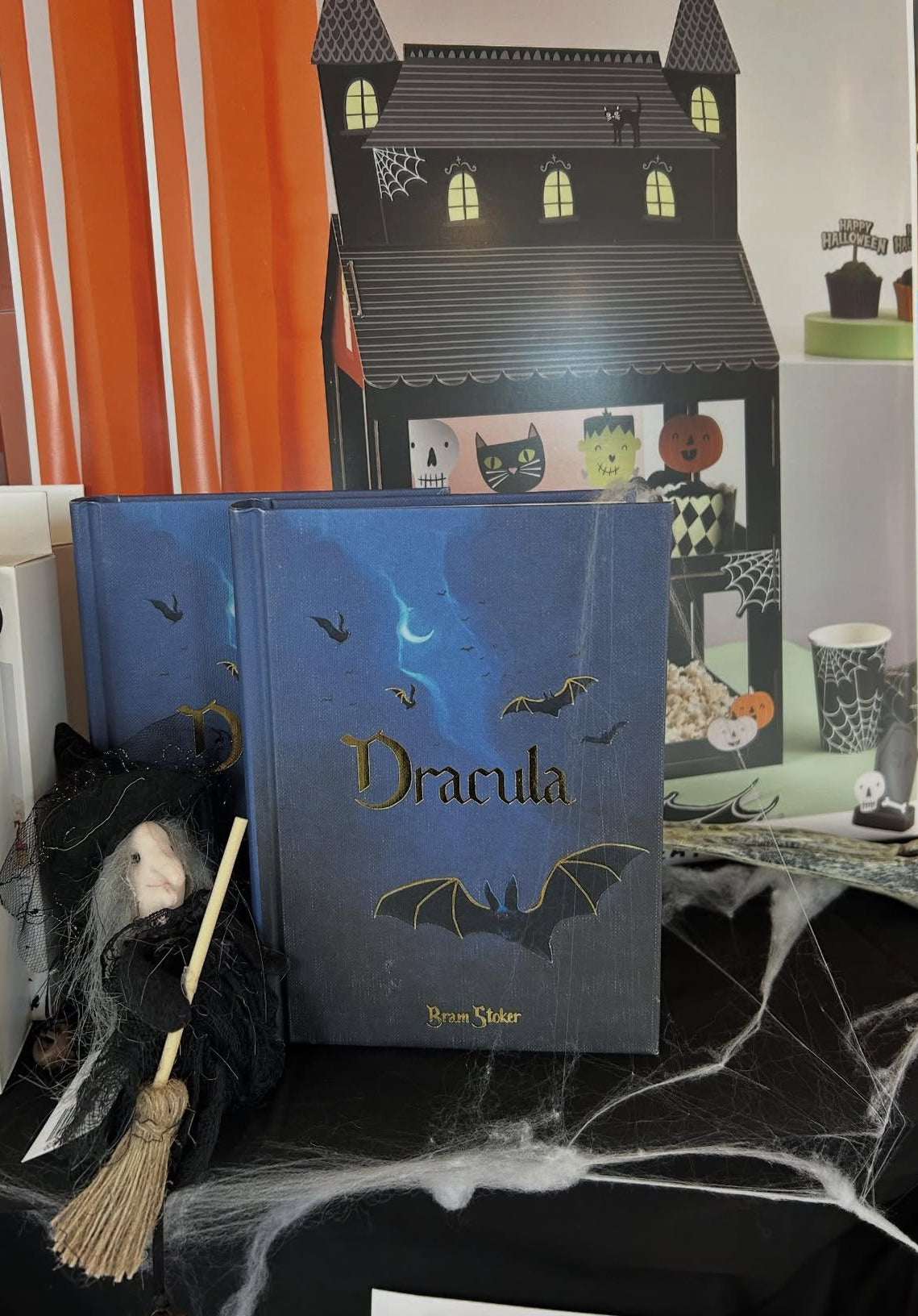 Dracula (Wordsworth Collector's Edition) - Winterberries