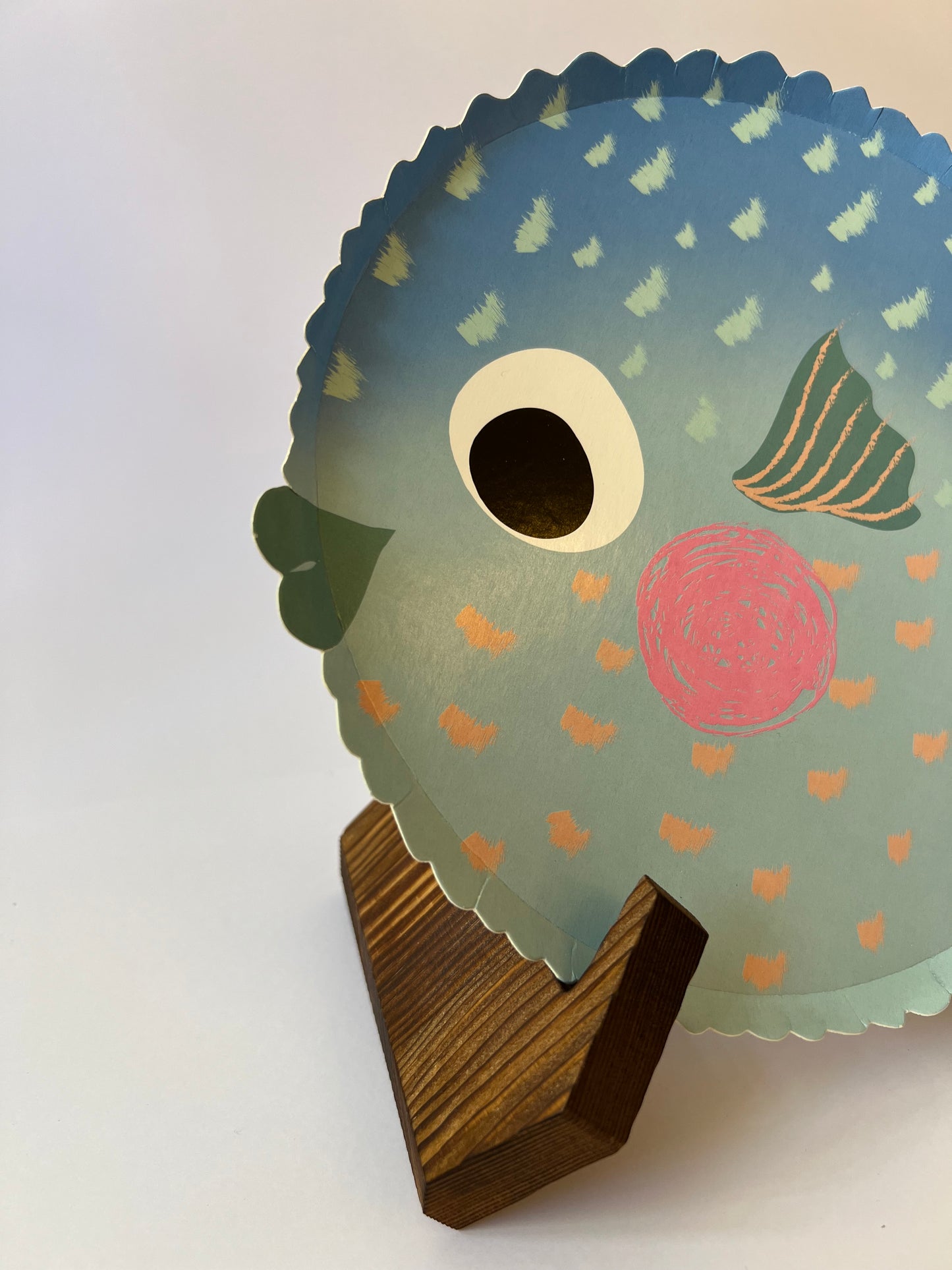 x8 Puffer Fish Plates - Winterberries