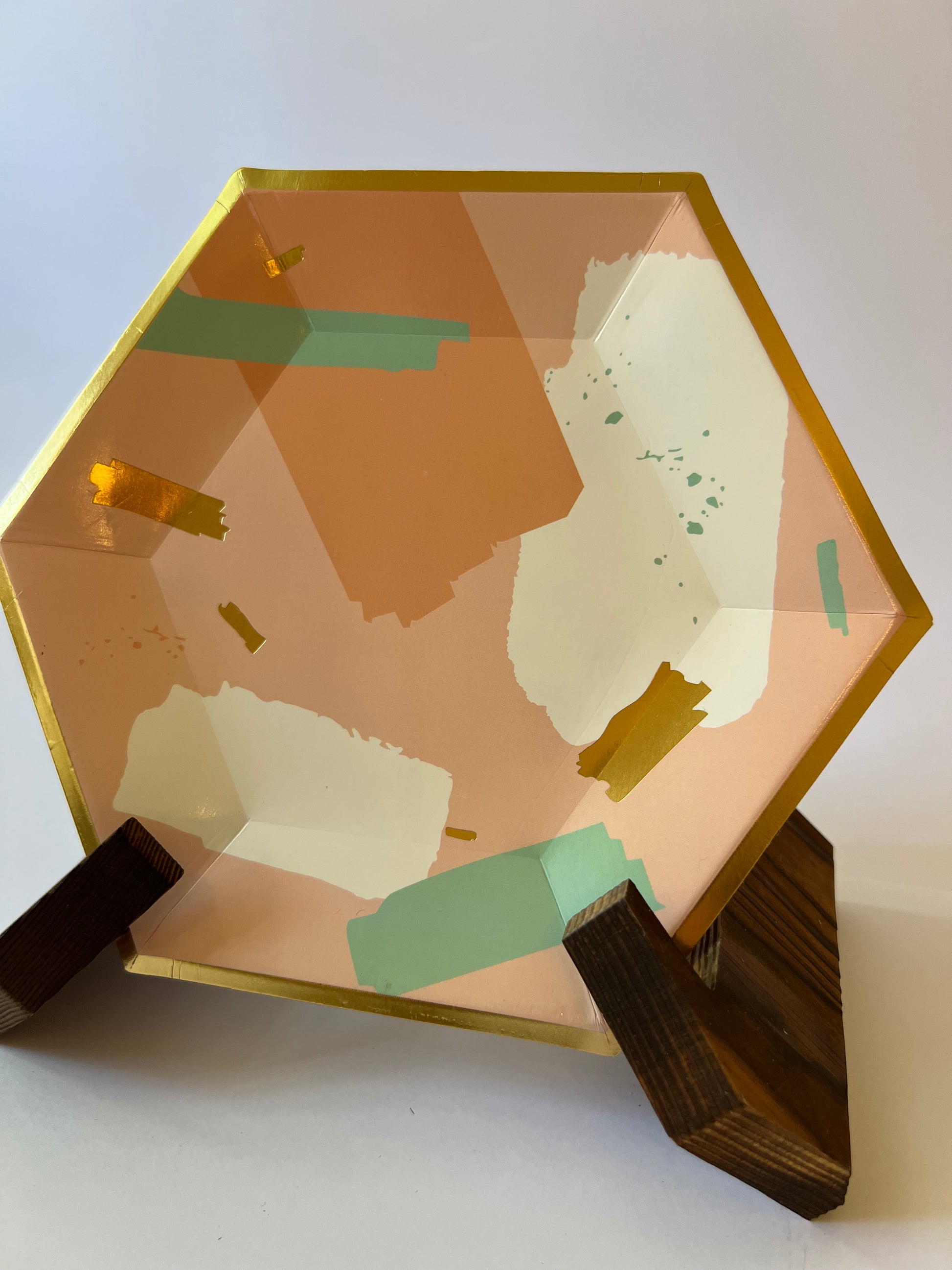 x10 Hexagon Pastel Plates - Winterberries