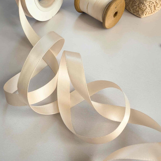 13mm SATIN RIBBON 10 METRES ROLL - Winterberries