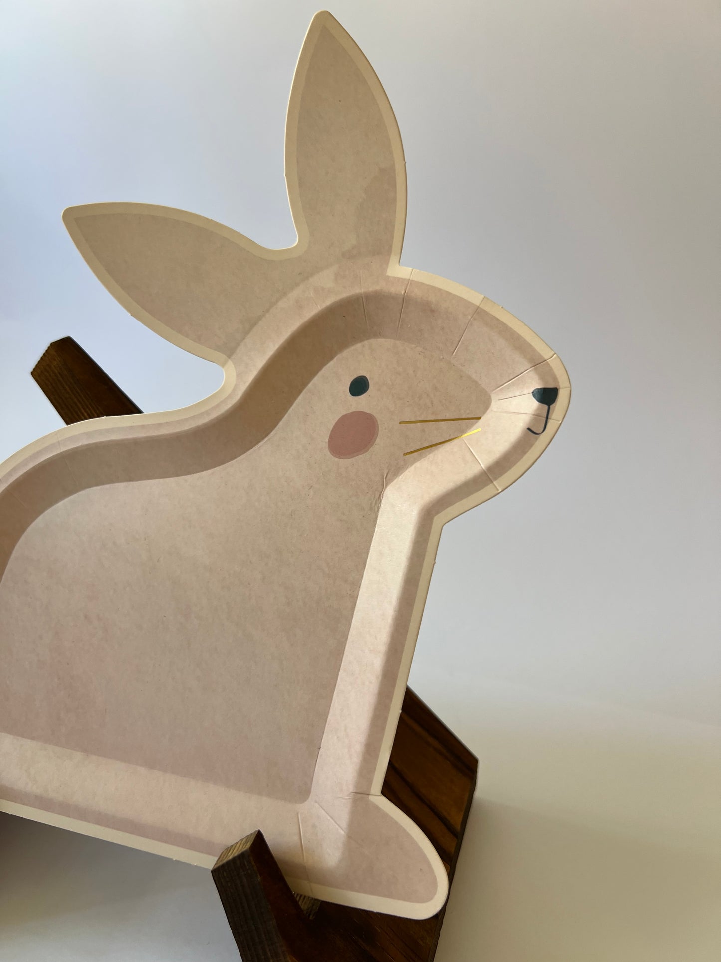 x8 BUNNY SHAPED PAPER PLATES - Winterberries
