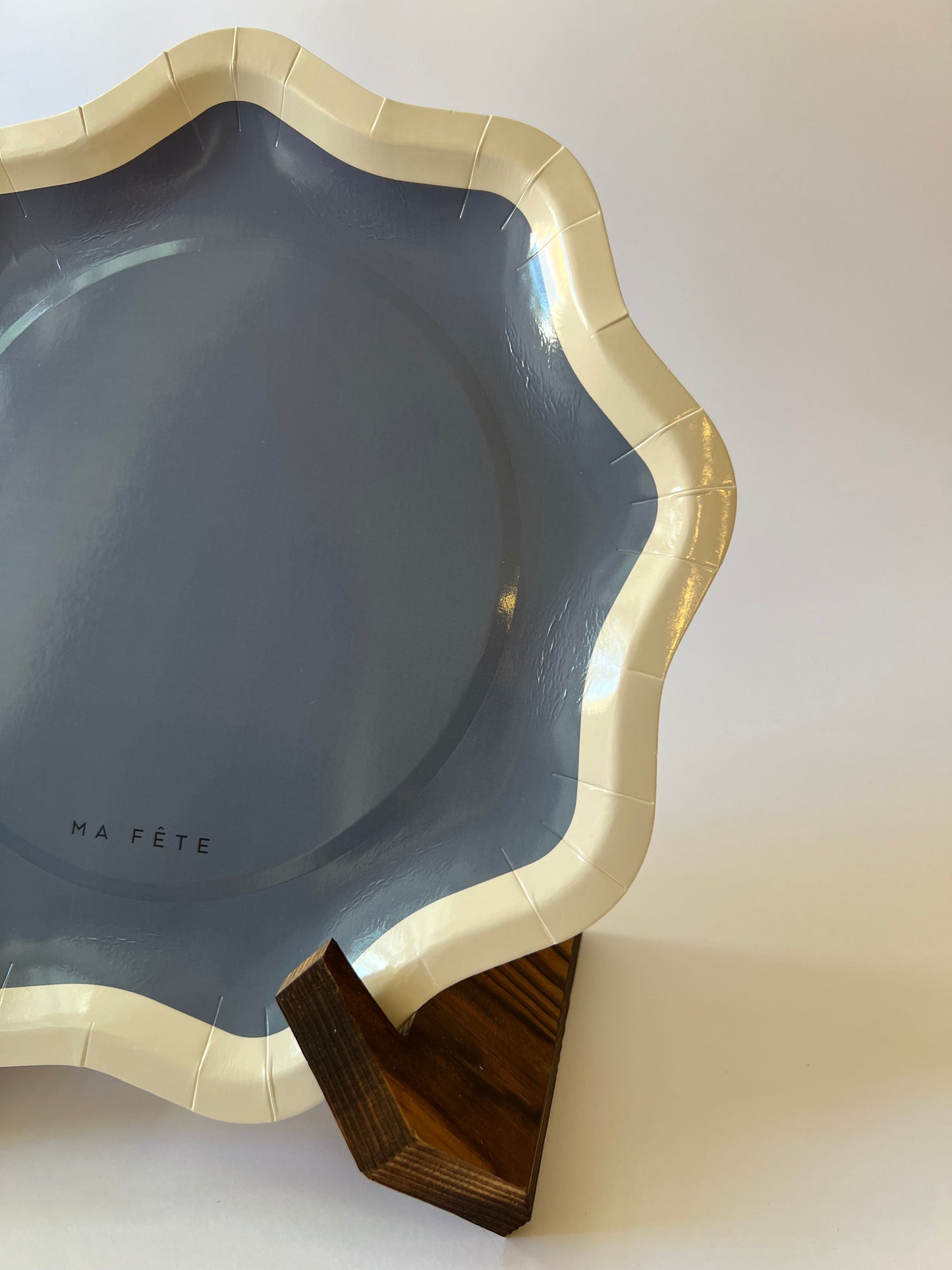 x4 Blue Serving Trays - Winterberries