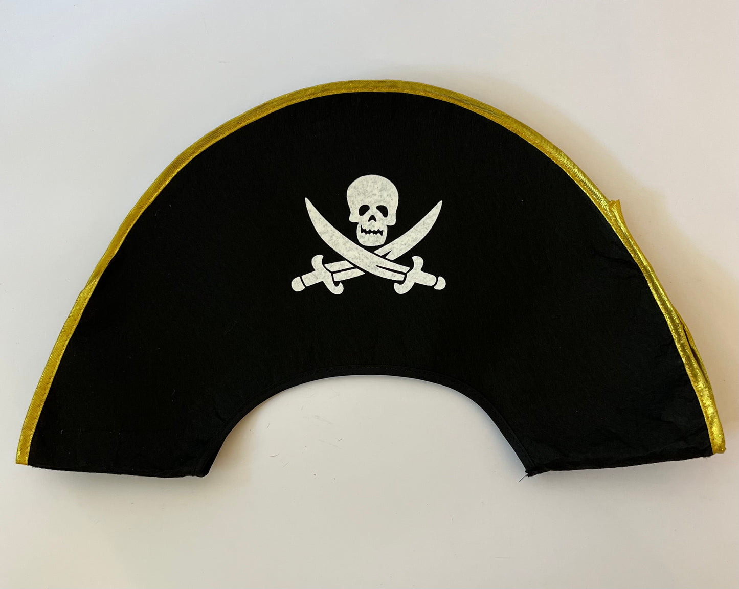x1 Felt Pirate Hat - Winterberries