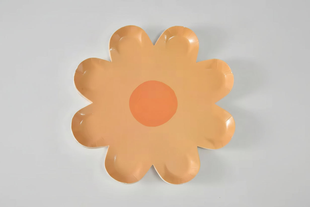 X10 DAISY PAPER PLATES - Winterberries
