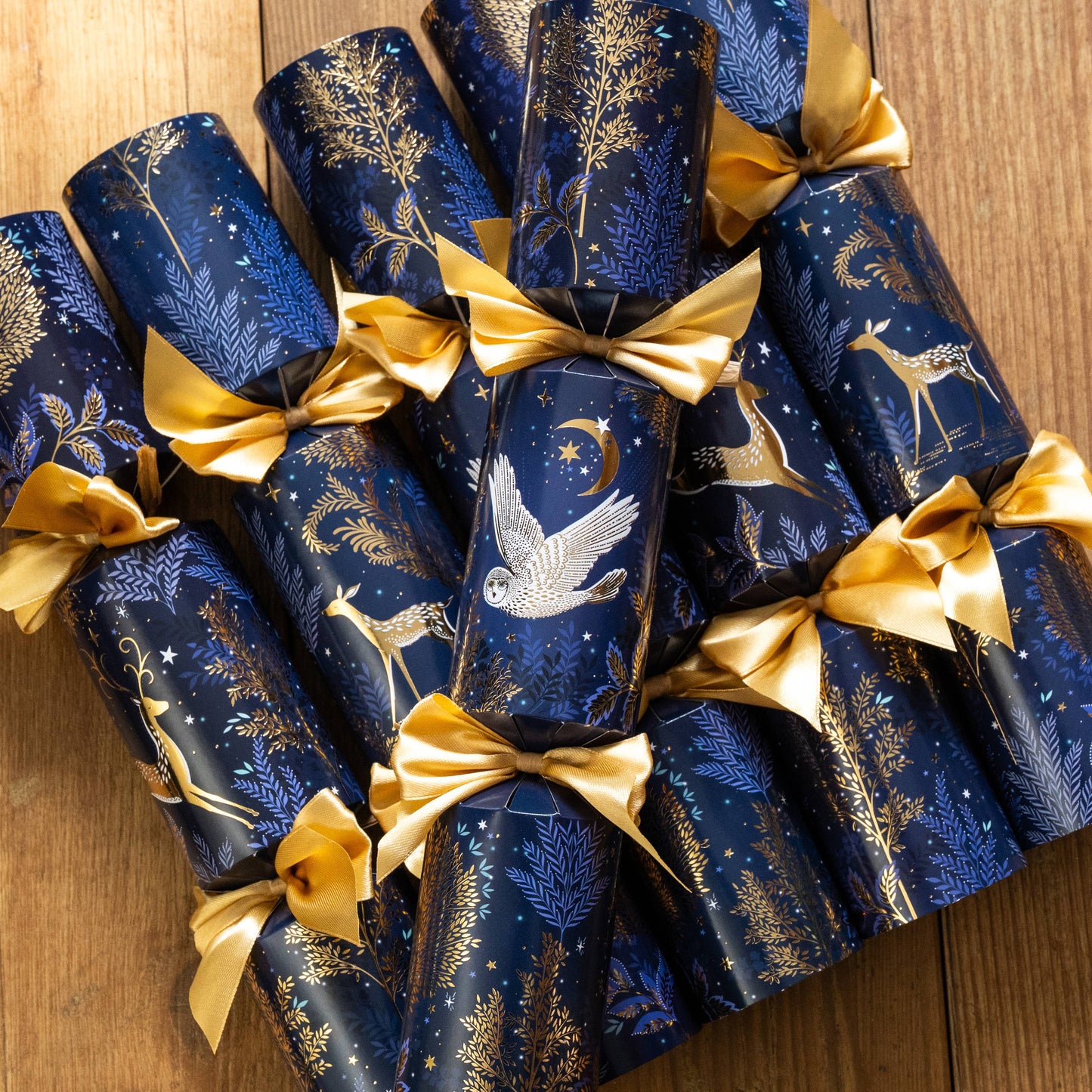 Sara Miller 13" Christmas Crackers Luxury Woodland Navy Eco - Winterberries