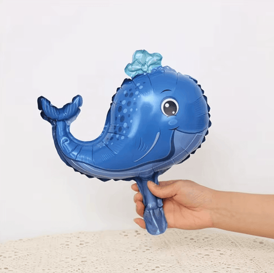 13" Whale Foil Balloon - Winterberries
