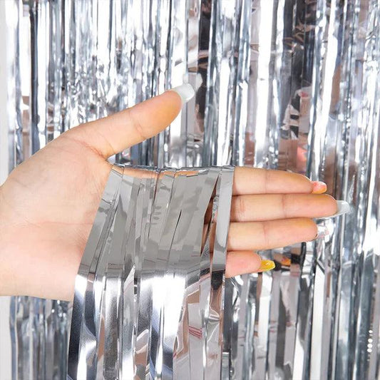 Silver Metallic Tinsel Foil Curtain Backdrop - Winterberries