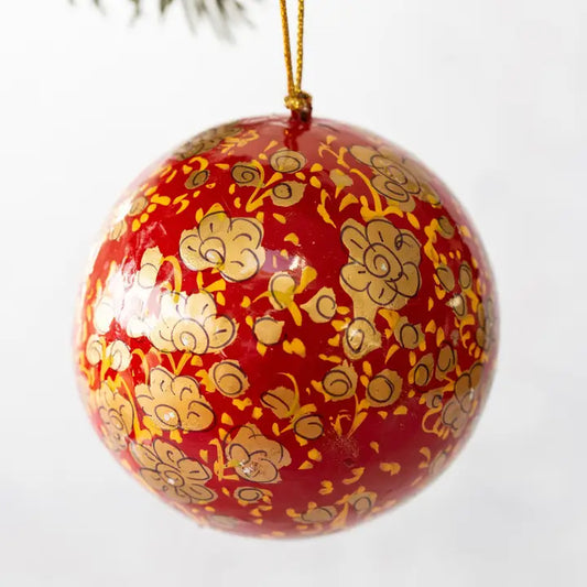 3" Red & Gold Clover Leaf Christmas Bauble - Winterberries