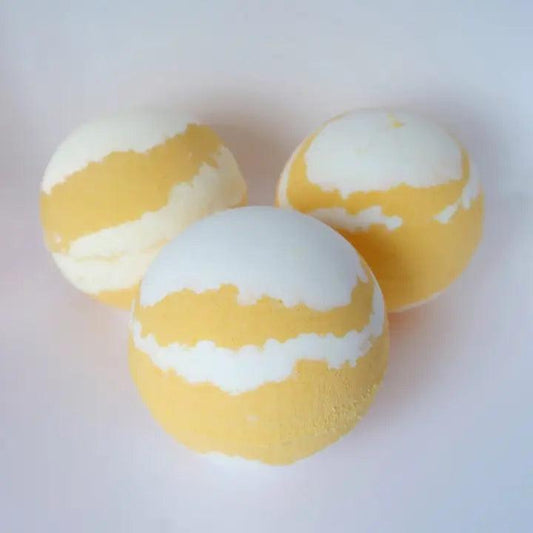 Coco Mango Bath Bomb - Winterberries