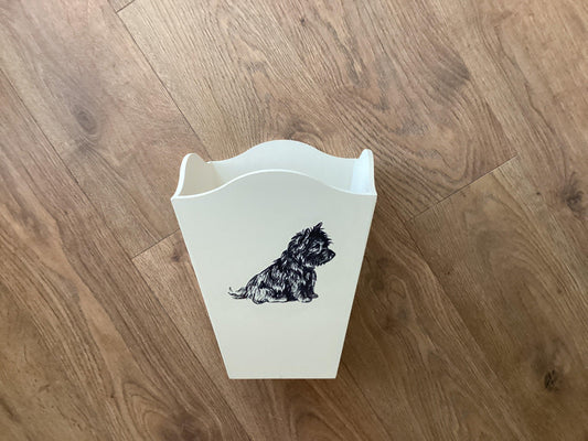 Dog bin - Winterberries