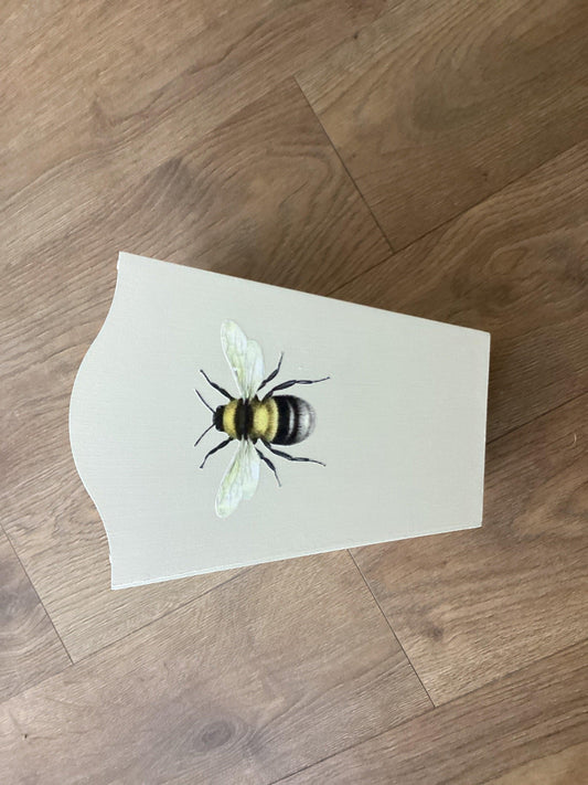 Wasp bin - Winterberries