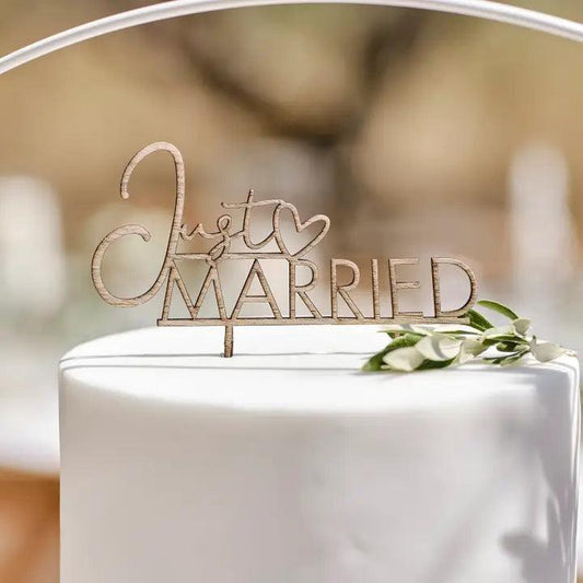 Wooden Just Married Cake Topper - Winterberries