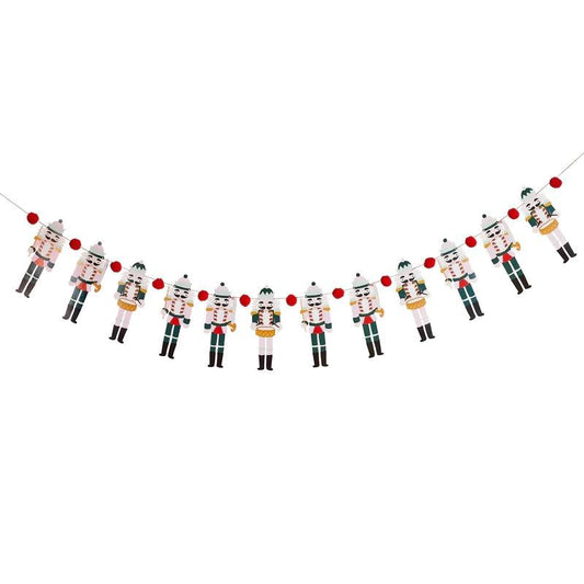 x1 Nutcracker Garland - Winterberries
