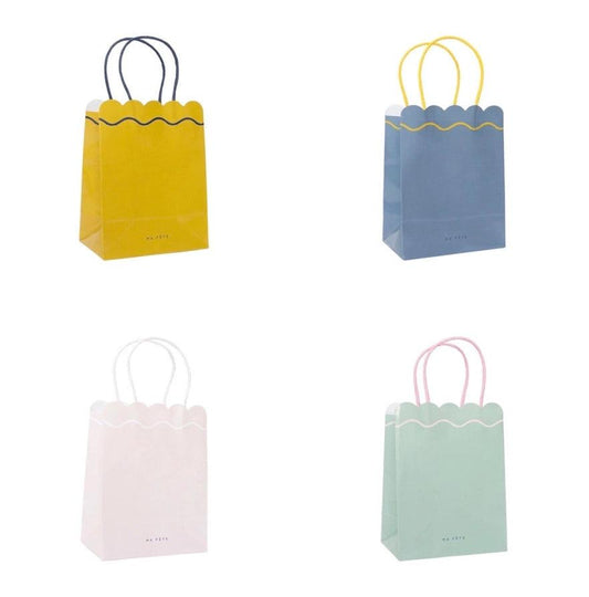 x4 Signature Bags - Winterberries