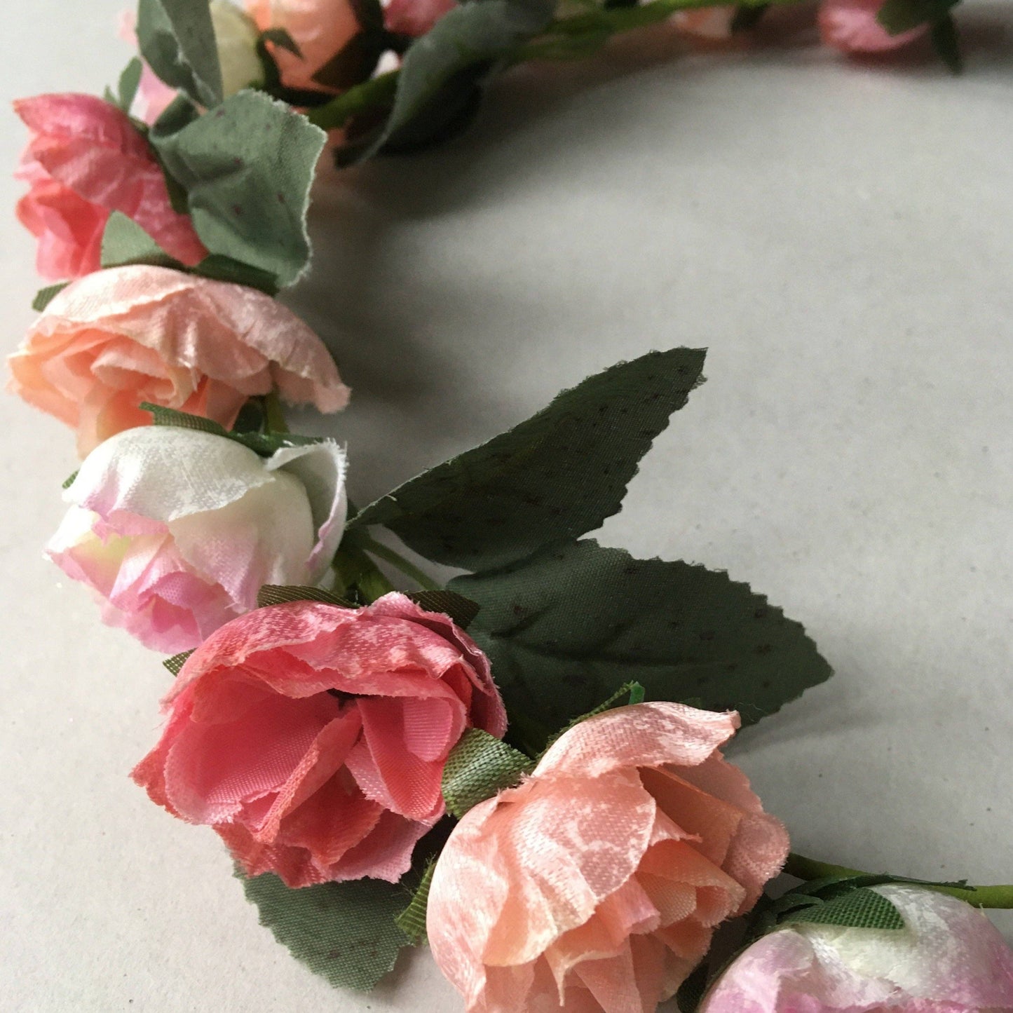 Flower Garlands - Rose Garlands - Winterberries