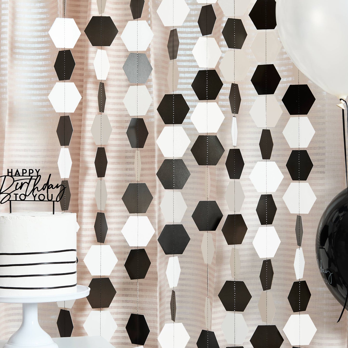 MONOCHROME HEXAGONS GARLAND BACKDROP