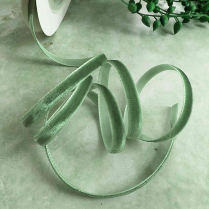 Hunter Green Velvet Ribbon - Various Widths | 3 Meter Roll - Winterberries