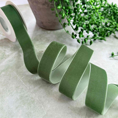 Hunter Green Velvet Ribbon - Various Widths | 3 Meter Roll - Winterberries
