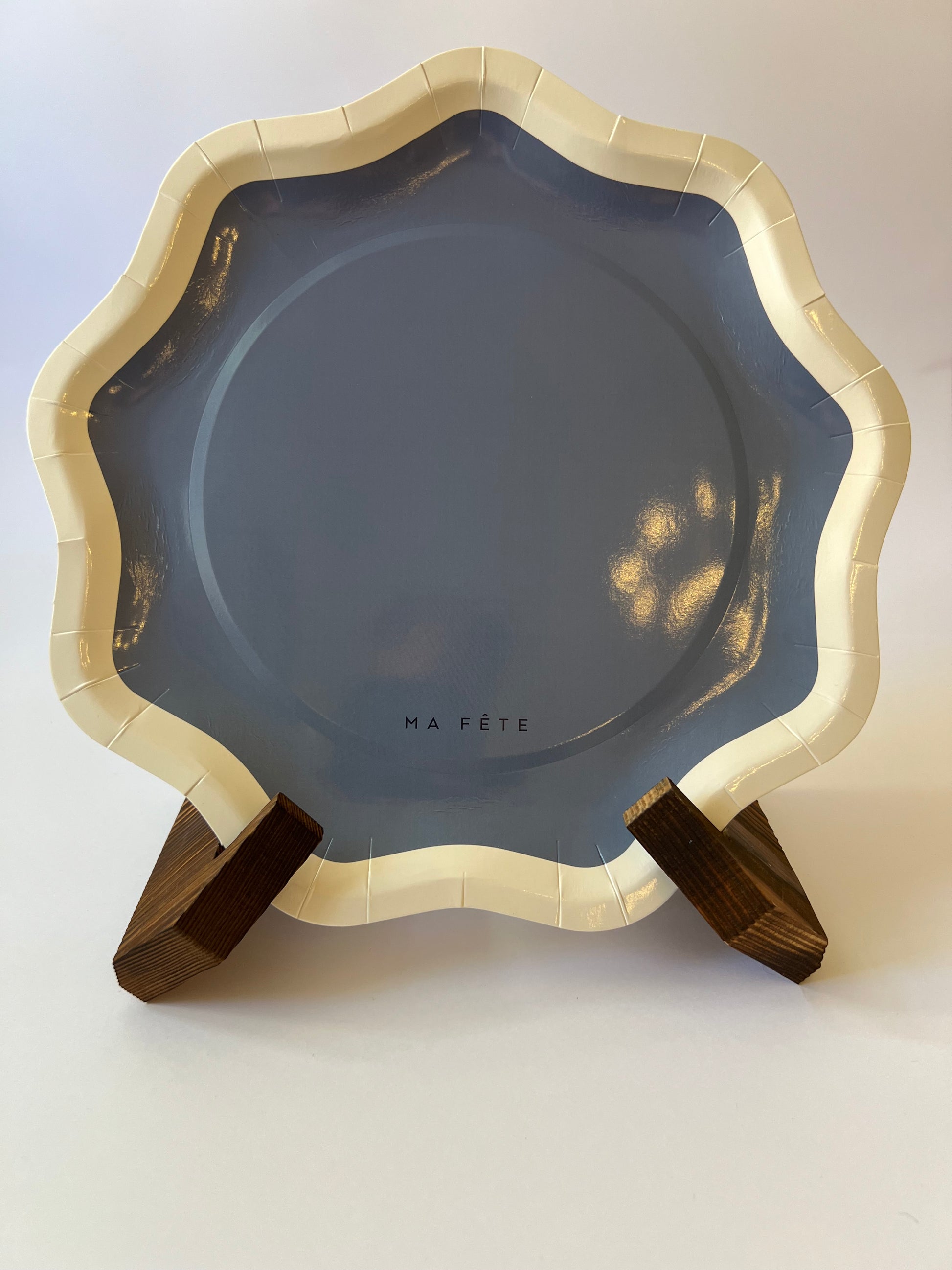 x4 Blue Serving Trays - Winterberries