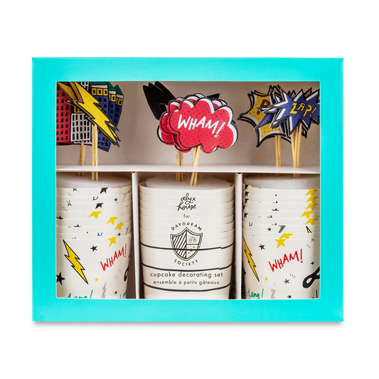 SUPERHERO CUPCAKE DECORATING SET