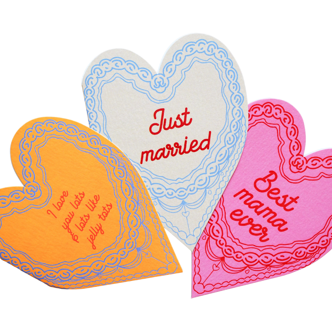 JUST MARRIED CAKE HEART CARD