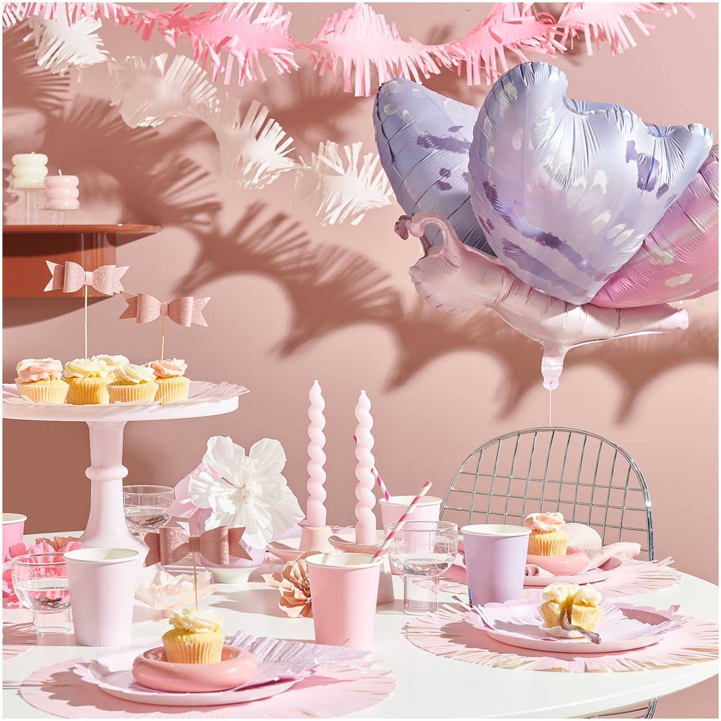Rico Design Scallop Paper Party Plates x 8 - Pinks