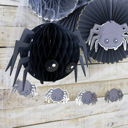 HALLOWEEN SWEET SPIDER - Winterberries