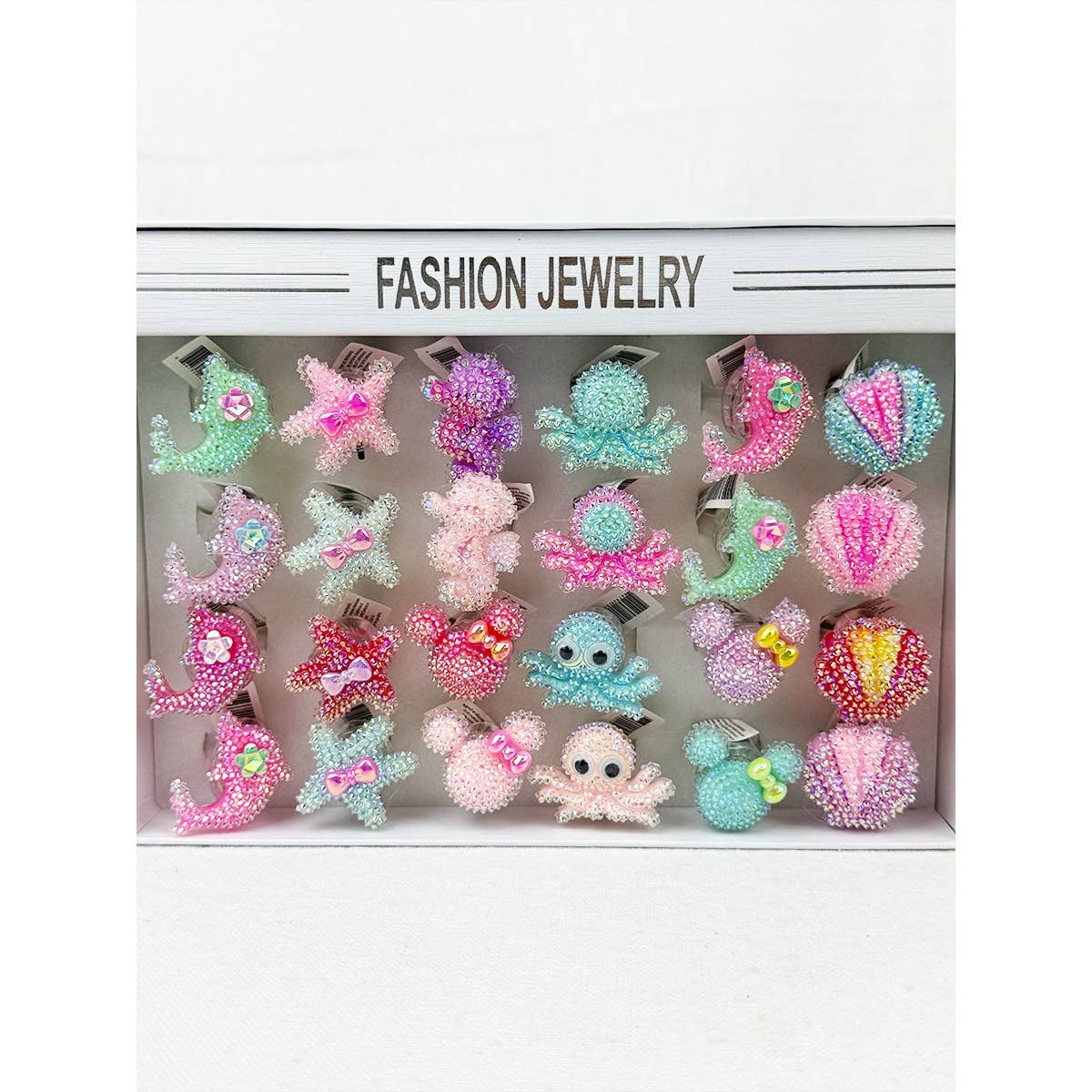 OCTOPUS AND SHELL FLASHING LIGHT RING - Winterberries