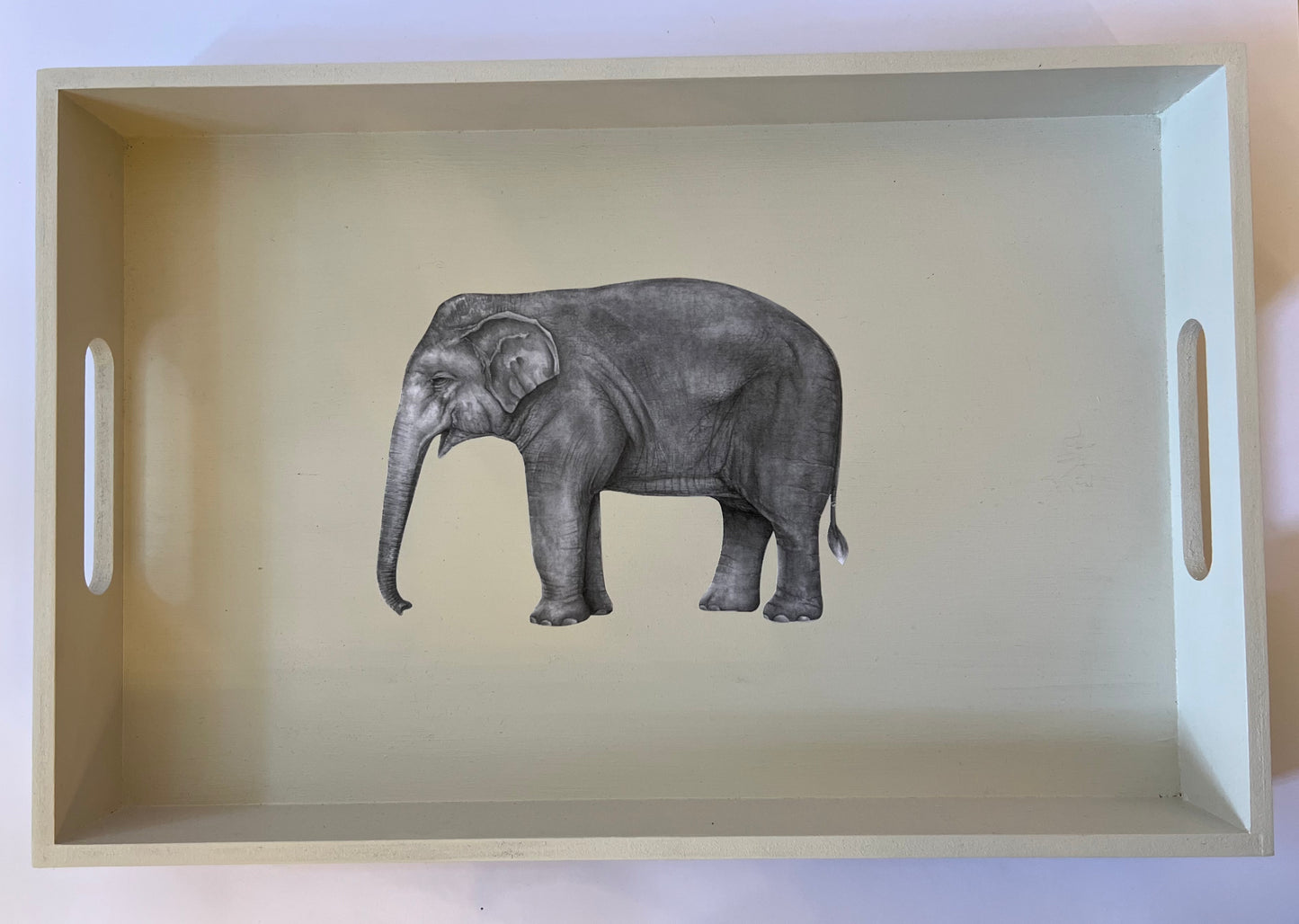 ELEPHANT LARGE WOODEN TRAY - Winterberries