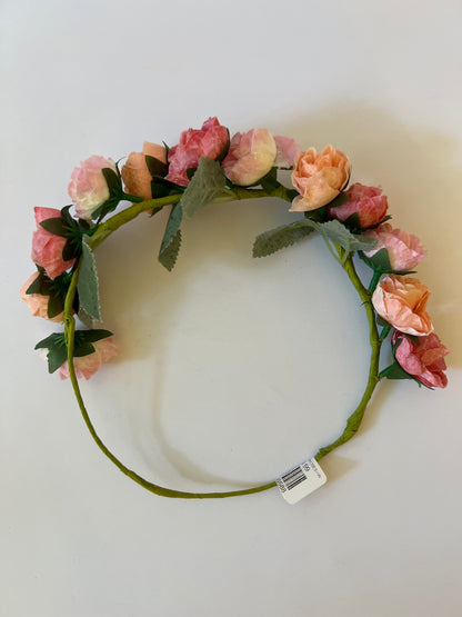 PASTEL PINK ROSES HAIR GARLAND - Winterberries