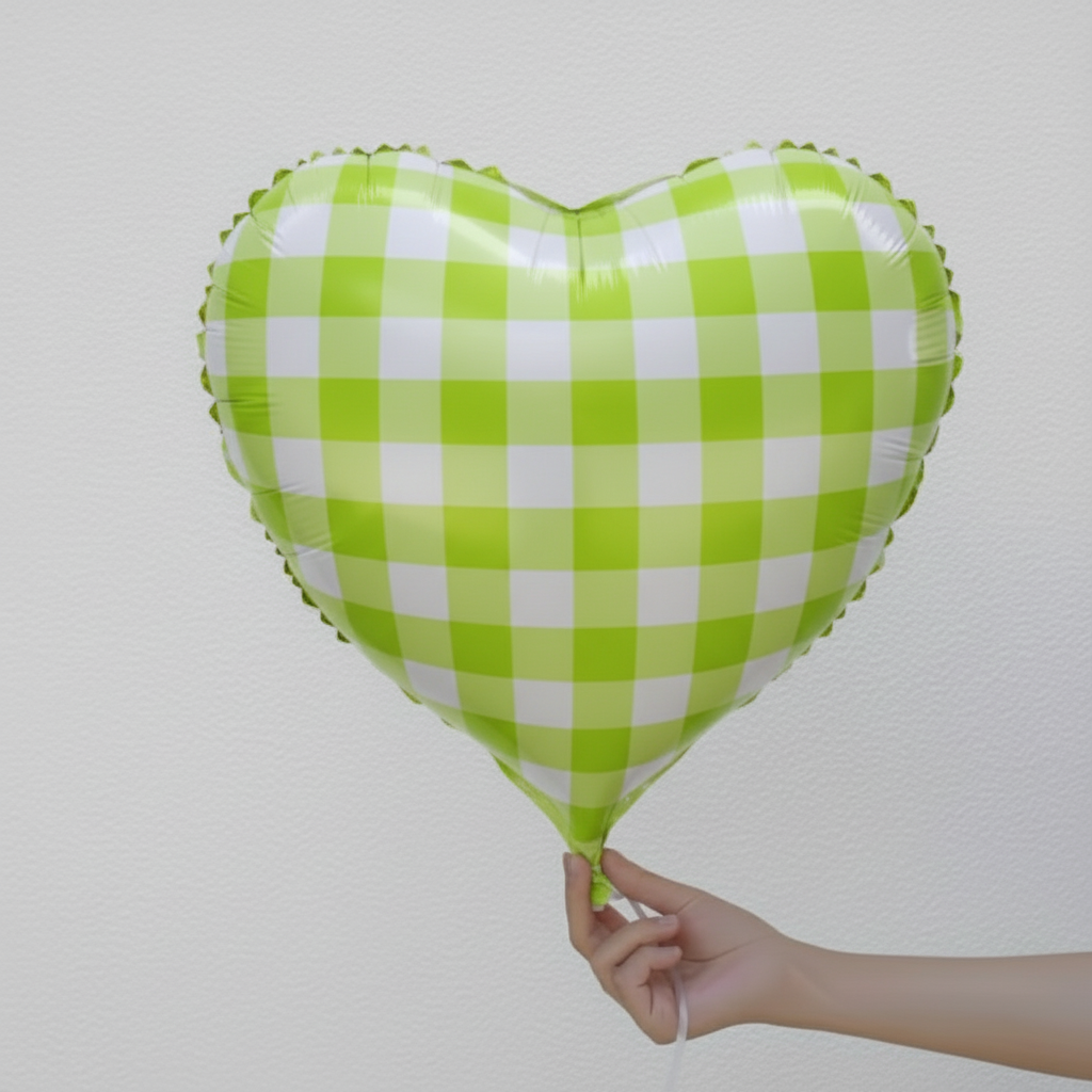 18" CHECKERED HEART DEFLATED FOIL BALLOON