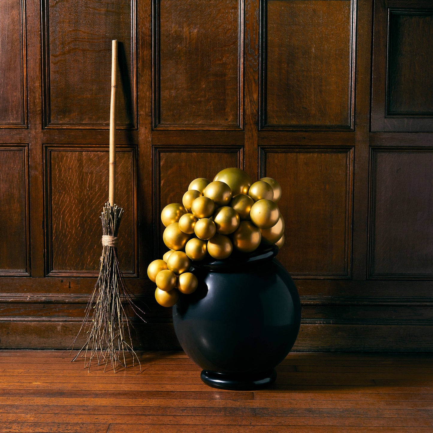 CAULDRON BALLOON SET