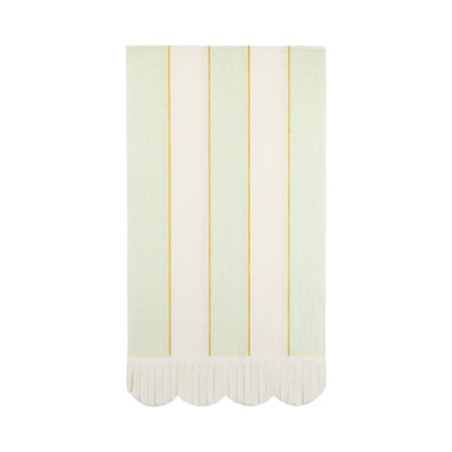 EAS1139 - Spring Soiree Guest Napkin Set - Winterberries