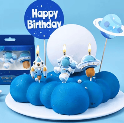 x3 Astronaut Candles - Winterberries