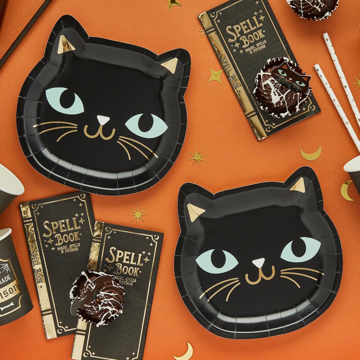 X8 SPOOKY CAT PAPER PLATES