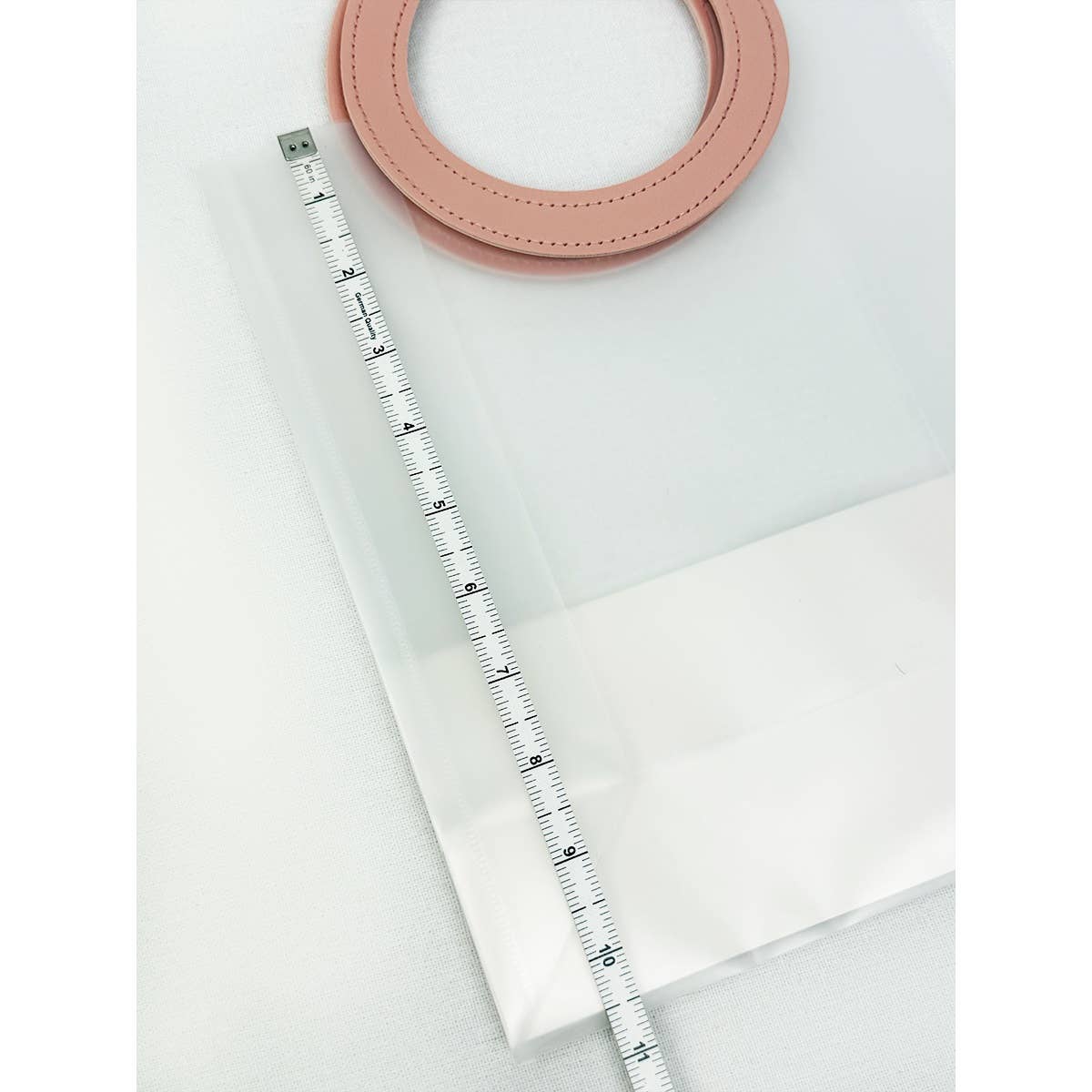 REUSABLE TRANSPARENT GIFT BAG - Winterberries