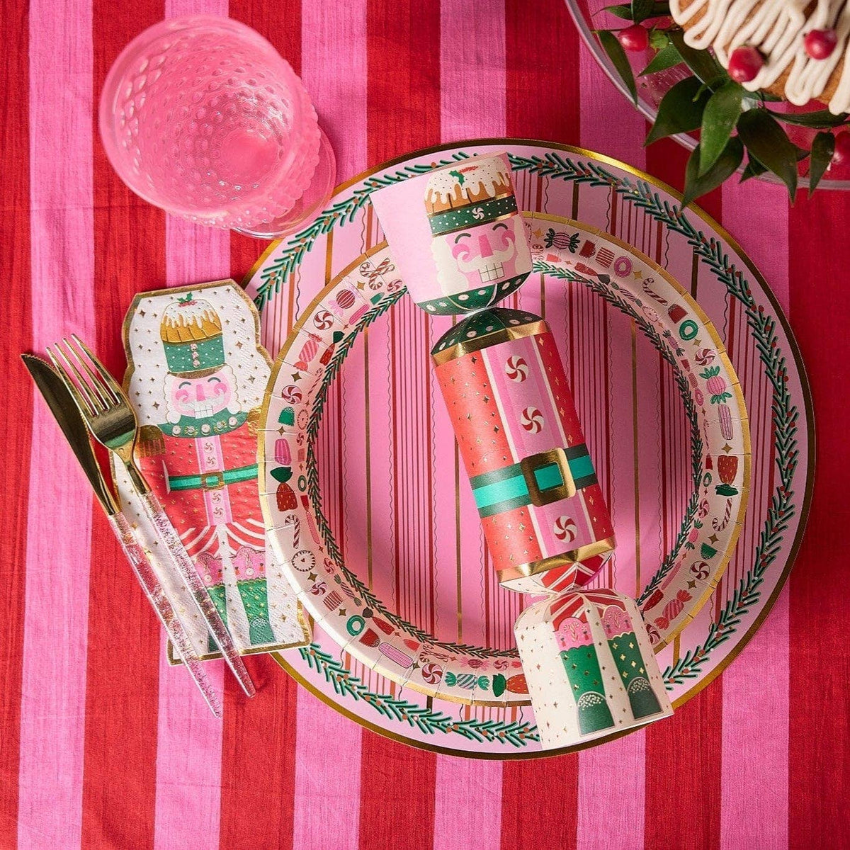 CHRISTMAS NUTCRACKER HOLIDAY CRACKER (SET OF 6)