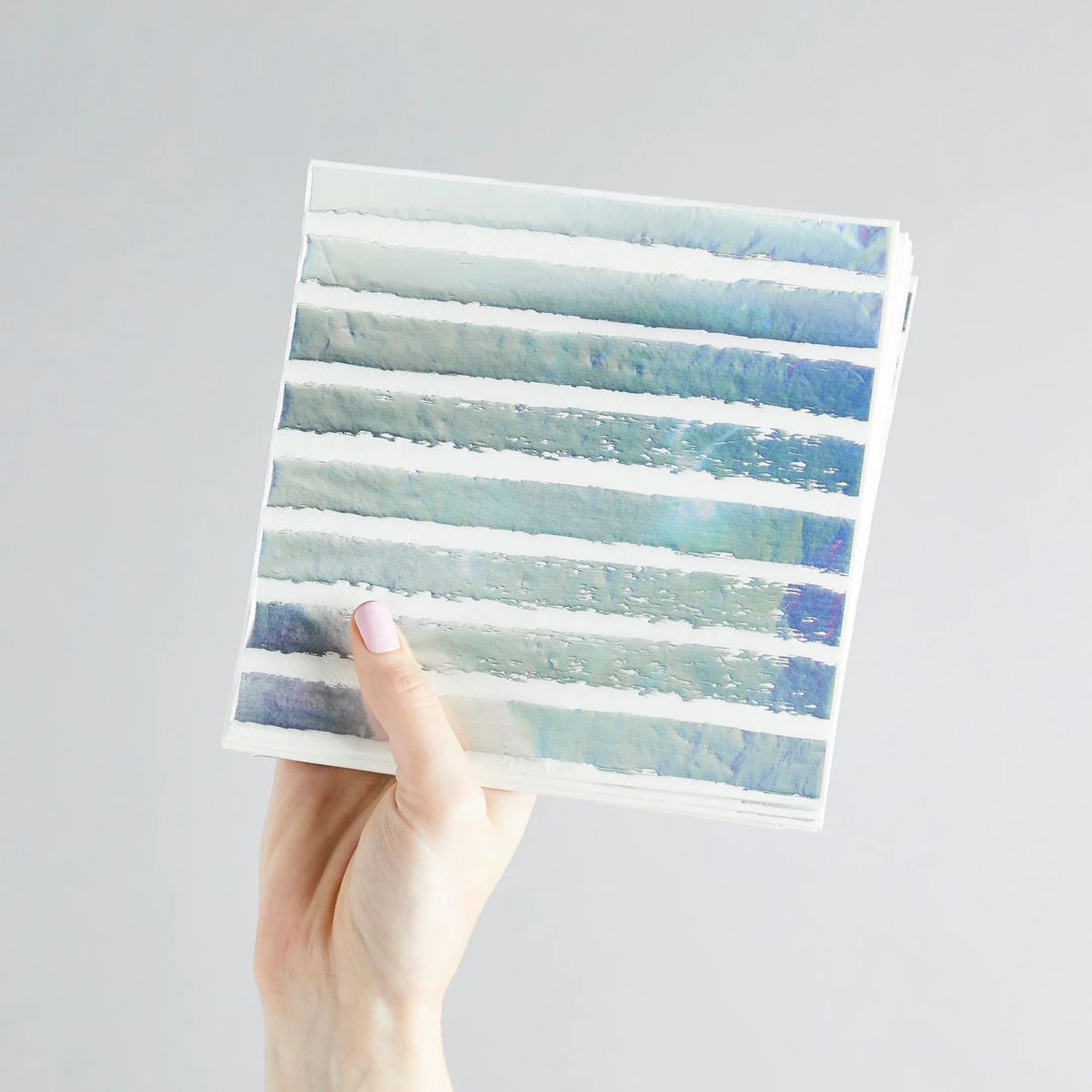 X16 IRIDESCENT STRIPED PAPER NAPKINS