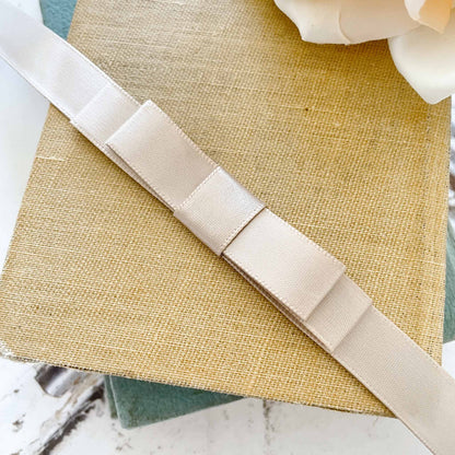 Dior Bow - Taupe - Winterberries