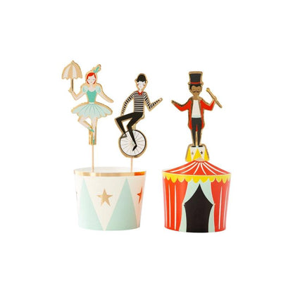 x12 Carnival Baking Cups - Winterberries