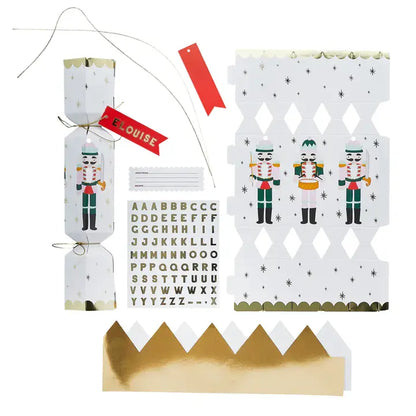 x6 DIY Nut'cracker Kit - Winterberries